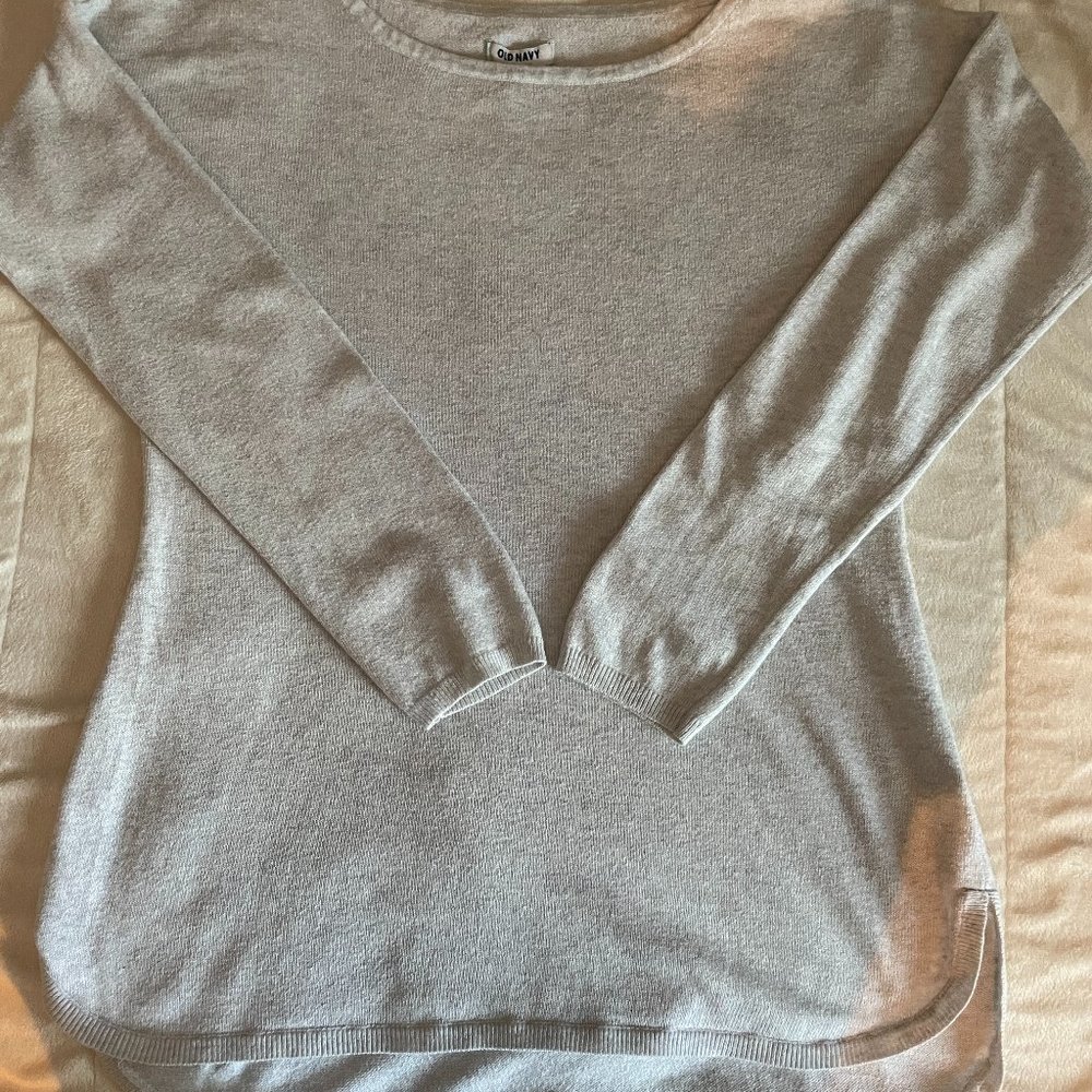 Old Navy Light Grey Sweater Y2K